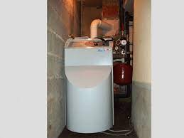 Nouvelle génération de chaudière équipée d'une technologie inédite de condensation, la chaudière à condensation est dite hpe : Chaudiere Condensation Fioul Geminox Bosch A Vezin Le Coquet 35 Ille Vilaine Vezin Le Coquet Ille Et Vilaine 35 Ets Dom Lux