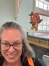 Where is the Passholder lounge in Epcot and what are its operating hours?