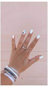White Nails With Stars In 2021 Simple Acrylic Nails Short Acrylic Nails Acrylic Nails