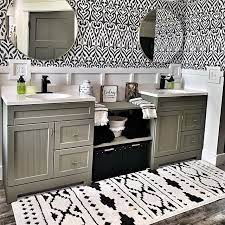 Add a pop of color and comfort to your bathroom with bathroom rugs and mats. Young Bohemian Farmhouse Bathroom Decor Farmhouse Style Rugs Boutique Rugs