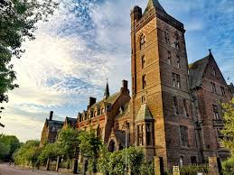 Liverpool in england has a significant number of public parks and gardens. Angies Liverpool Was On Twitter The Old Sailors Home Orphanage Newsham Park Just Now