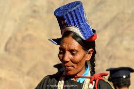 Shop ladakh women's dresses at up to 70% off! Nisha Vasu Sur Twitter We Re Lucky To Witness Few Cultural Activities Of Ladakhis In Their Traditional Dress Called Goucha Kuntop Have You Seen Similar Dresses Anywhere Thr Seems To