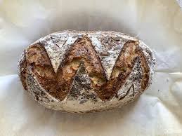 · il pane ai 7 cereali con semi misti è un pane in cassetta dalla consistenza rustica e dal sapore delizioso. Pane Ai 5 Cereali E 5 Semi Con Lievito Madre Cucinalabri