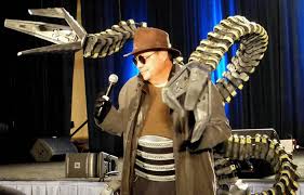 Betala med bitcoin flashback 2018. Friday Flashback 19 Year Old Bitcoin Millionaire Builds Working Dr Octopus Doc Oc Exoskeleton Bitcoinerx