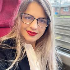 Hi everyone, Hope you have a great afternoon!☺️ Looking for some  recommendations…Me and my partner are planning to visit Greece in early  October for 10 days. However we are unsure about the