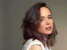 Elliot page (formerly ellen page; Zvezda Dzhuno Ellen Pejdzh Snova Sovershila Kaming Aut I Obyavila Chto Ona Transgender Novosti Ukrainy Bukvy