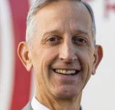 ICE agents seize two N. Portlanders