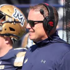 Brent Vigen of Montana State receives Eddie Robinson Award
