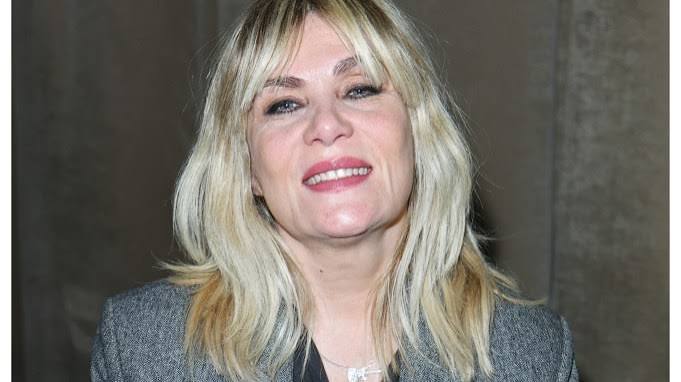 Emmanuelle Seigner Talks Loyalty To Roman Polanski; Rock Band L'Epée