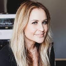 Aurora Mcgraw's Instagram, Facebook & TikTok