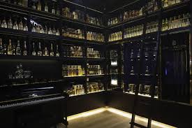 The Whisky Shop Flagship Store By Gpstudio London Retail Design Blog Whisky Shop Whisky Store Alcohol Shop
