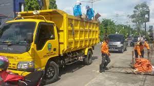 Komisi x dpr minta tinjau ulang pembelajaran tatap muka terbatas Dprd Surabaya Sarankan Beli Mobil Penyapu Sampah Daripada Tambah Pasukan Kuning Surya