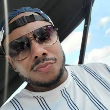 Travis Givens (@ipapapi.clt) • Instagram photos and videos