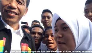 ANALISA SEMIOTIKA TERHADAP PEMBENTUKAN CITRA DIRI JOKO WIDODO MELALUI MEDIA  SOSIAL YOUTUBE Jeanie Annissa, Ricky Widyananda Put