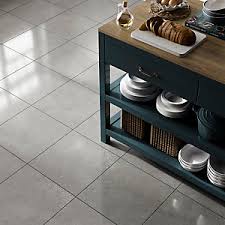 A trowel's purpose is to provide a way for installers to control how much thinset they're differently sized tiles require different amounts of mortar, so a one trowel size fits all approach won't work. Floor Tiles Wickes