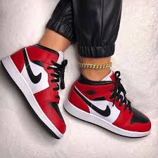 Nike Air Jordan 1 Chicago Mid Black Red White Pin On Shoes