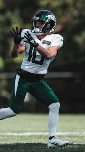 Start date jun 22, 2021; Helmet Stalker On Twitter Jets Wr Braxton Berrios Is Using A Schutt F7 With An F7 Ropo Sw Nb Vc Facemask And A Sportstar Victory Chinstrap He Used A Schutt Air Xp Q11 With A Titanium