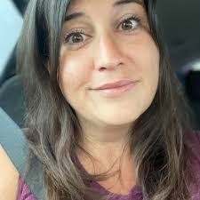 Jami Sanders's Instagram, Twitter & Facebook