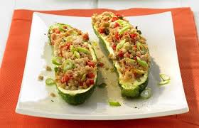Gefullte Zucchini Schiffchen Mit Reis 10 Kalorienarme Rezepte Mit Maximal 500 Kcal Zucchini Rezepte Mit Hackfleisch Putenhackfleisch Rezepte Rezepte
