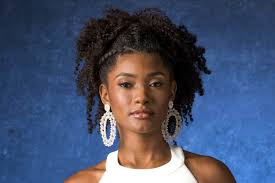 Currently, erika januza is 36 years, 3 months and 14 days old. Erika Januza Celebra Conquista Da Casa Propria E Se Pronuncia