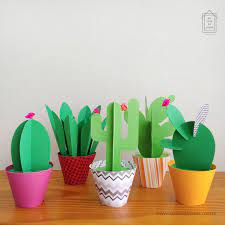 Para decorar el jardín, para utilizar como centro de mesa, para regalar, estas macetas confeccionadas con cactus de piedra, son una idea genial porque son fáciles de hacer y sobre todo son muy originales. Actividades Para Estimular La Motricidad En Los Ninos Children S Spaces Manualidades Manualidades Infantiles Manualidades Faciles