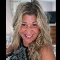 Darnell Berry's Instagram, Twitter & Facebook