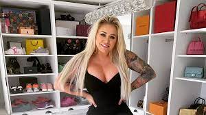 Stripper shoots first porn film for her OnlyFans rival site – and makes  £40k in a week - Daily Star