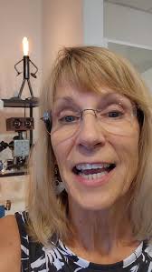 Marnie Long, a watercolor artist, uses her beautiful paintings and designs  to create a wonderful line of Tea Towels and Pouches inspired by the Texas  coastline. Studio C has a fun collection