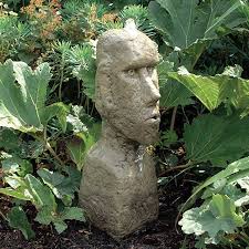 Moais statues, ahu tongariki, easter island. Rapa Nui Osterinsel Statue Wasserspeier Englischer Antik Steinguss Ardeon De Garten Figuren Wasserspeier Art Nr 17853