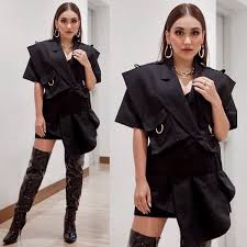 Iya, dia sudah bisa (belajar) sendiri, ujar ayu ting ting saat ditemui di kawasan tendean, jakarta selatan, kamis (3/6/2021). Lirik Lagu Tatitut Belum Resmi Rilis Tapi Single Terbaru Ayu Ting Ting Ini Sudah Viral Malangtimes