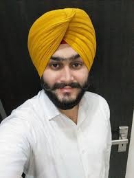 Bishan Singh (Gill) and Ernestina Singh (Zuniga) wedding picture.  California 1920 🇺🇸 Bishan Singh came to northern California in 1909.  According to his daughter Mary Rai: "My father came to Oakland, Stockton