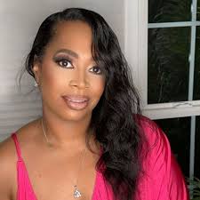 Kema Smith's Instagram, Twitter & Facebook