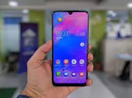 Samsung Galaxy M30 review: Dial M for ...