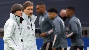 Bei sportarten, deren wettkampf nicht aus einem spiel besteht, spricht man statt von einem länderspiel von einem länderkampf. Fussball Landerspiel Deutschland Und Tschechien Mit B Elf