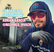 De la llave inglesa a la webcam: Reliable HVACR crea una marca sólida