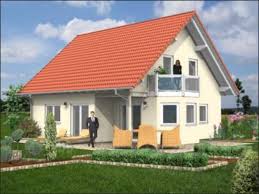 Neues haus in hannover ist eine straße am schnittpunkt zahlreicher verkehrswege. Expose Tolles Haus Mit Satteldach Erker Und Balkon Viel Platz