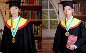 Program ini bertujuan untuk memberi bantuan kepada penuntut yang layak dan memerlukan bantuan. Masuk Universiti Dijadikan Sebagai Hobi Lelaki 39 Tahun Miliki 32 Ijazah Free Malaysia Today Fmt