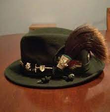 Alpine Hat With Gamsbart And Pins German Fashion Hats My Style