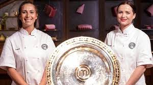 For other uses, see master chef. Masterchef 2020 Recap Emelia Versus Laura In A Grand Final Battle Of The Besties