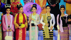 Most nations have their own unique way of dress and myanmar is no different. Burmese Traditional Dress Fashion Dresses