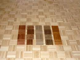 epingle sur parquet