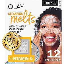 Amazon.com: Olay Daily Facials, Daily Clean Makeup Removing Facial  Cleansing Wipes, 5-in-1 Water Activated Cloths, Exfoliates, Tones and  Hydrates Skin, 66 count : Beauty & Personal Care