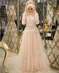 Minel Ask Uc Boyutlu Tesettur Abiye Modelleri Moda Tesettur Giyim Elbise Giyim Payet Elbise