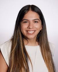 Jeanette Rios's Instagram, Twitter & Facebook