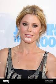 Julie Opp's Instagram, Twitter & Facebook