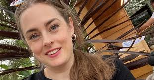 Oda vil ha flere barnebøker med kvinnelige anleggsarbeidere: