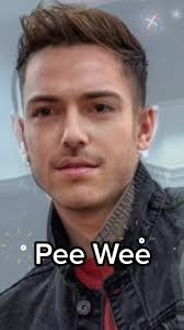 Pee Wee: Su Pareja, Kiwui, y Cumbia Kings