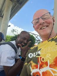 Another chance meeting and as ever you're never far a way from a good chat  and a new acquaintances here in Barbados Thanks to @ David small for this  invitation I'm off