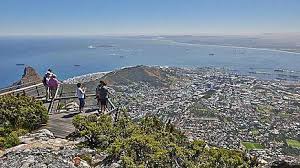 However, this, this landmark of africa, such a miracle of nature is not limited. Tafelberg Kapstadt Sudafrika Reisen Abendsonne Afrika