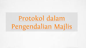 Dalam majlis rasmi dan formal susunan tempat duduk mesti mematuhi susunan keutamaan yang diwartakan. Protokol By Raizol Ramli